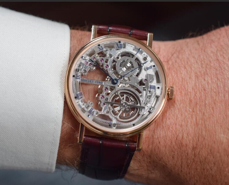 Swiss imitation watches online present the skeleton dials.